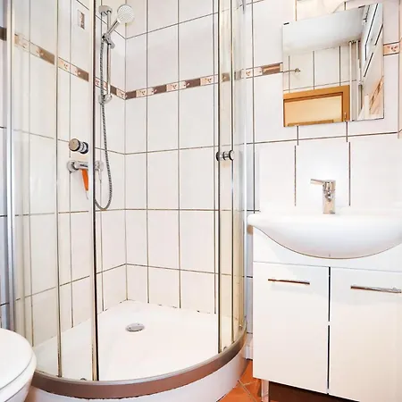 Strandgut Apartament *